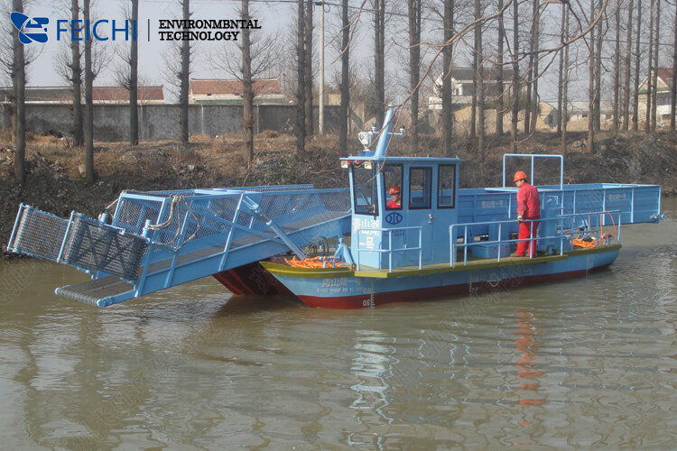 前收前卸式全自動水域清漂船 FCQX8-5B 清理水面漂浮垃圾環(huán)保工程船